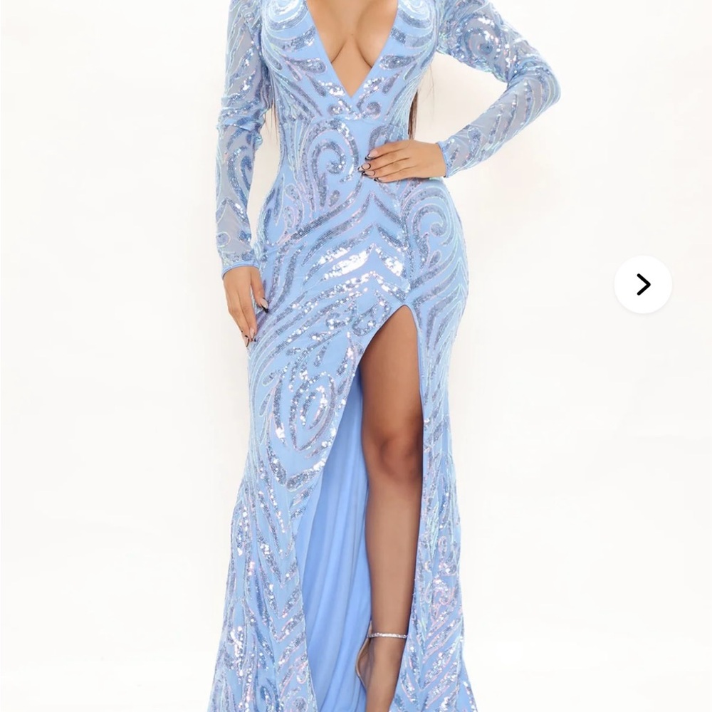 Blue Embellished Long Sleeve Plunge Gown for Prom